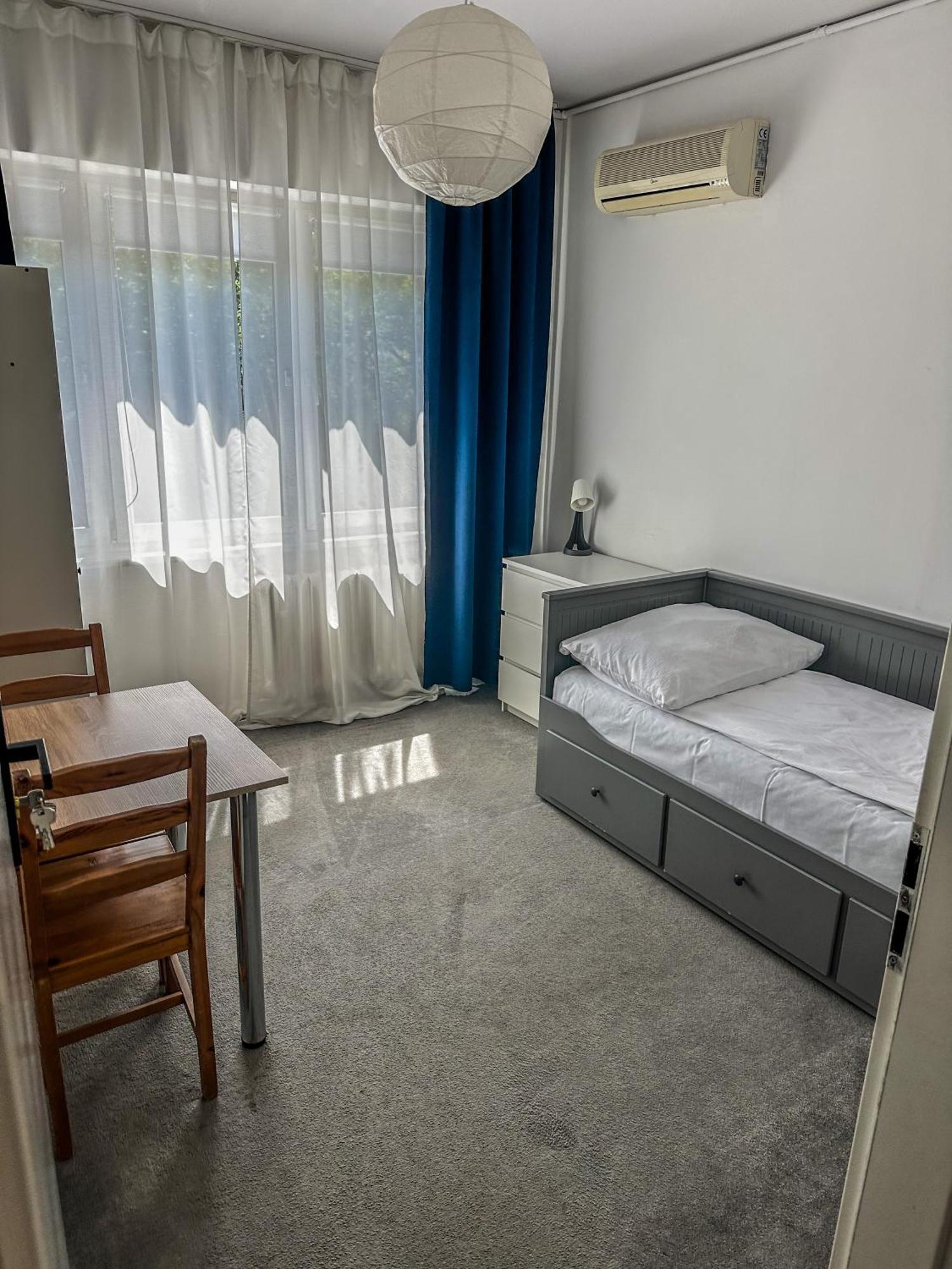 Hostel Demi คราคูฟ ภายนอก รูปภาพ